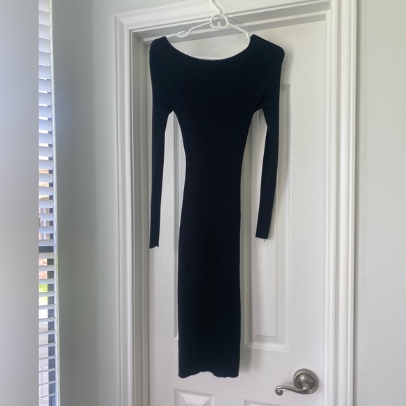 Abercrombie & Fitch Cinched Front Cutout Midi Sweater Dress in Black - Picture 7 of 8